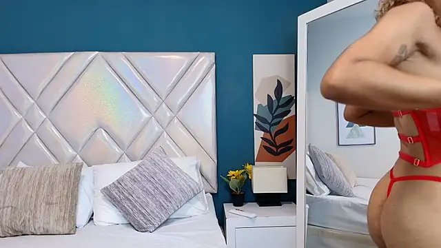 Snapshot of Lana-Gross chatting on March 2025 01:59:02 PM Lana-Gross online show from March 2025 01:59:02 PM