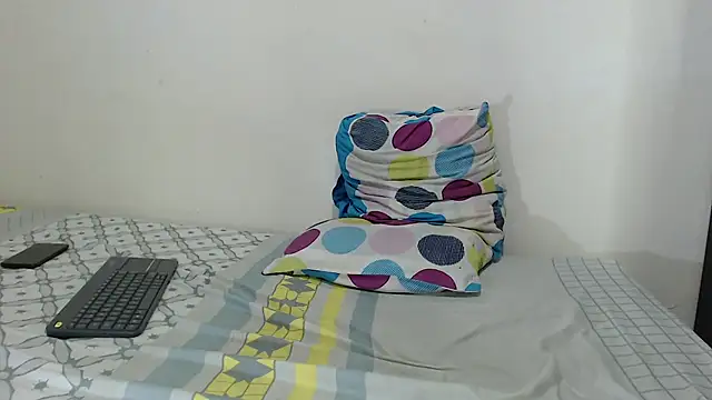 armz5790 online show from December 2024 07:00:01 PM
