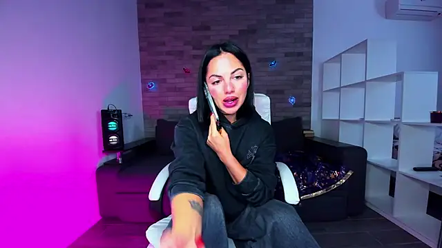 Snapshot of AddictedSabi chatting on October 2025 06:34:01 AM AddictedSabi online show from October 2025 06:34:01 AM