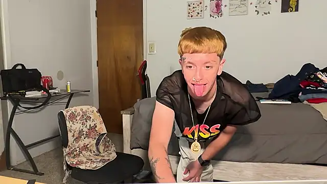 twentywithafelonyy online show from November 2025 02:10:01 AM