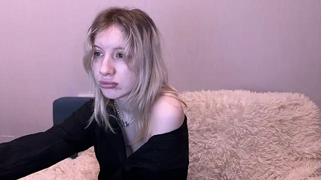 moundliicht1 online show from November 2025 08:31:01 PM