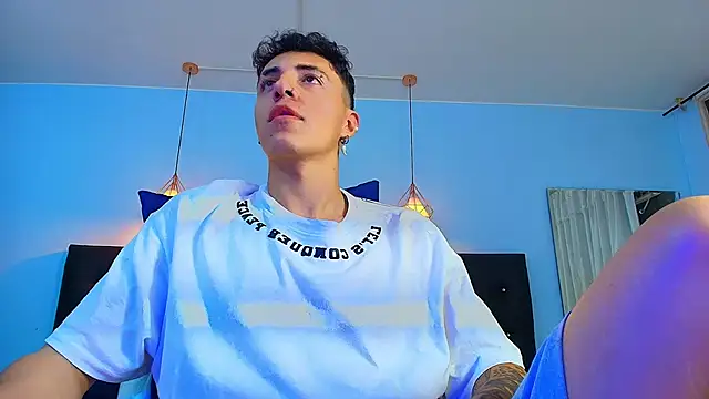 Lobo 17  online show from January 2025 03:51:02 AM