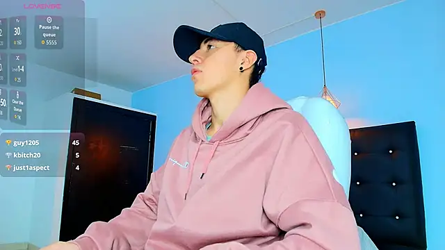 Lobo 17  online show from October 2025 03:45:01 AM