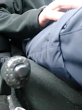 QcMisterv13 online show from April 2026 10:38:01 PM