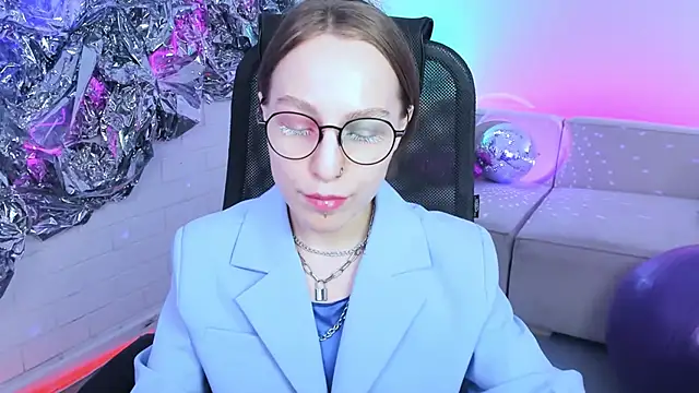 AphexQueen online show from January 2025 04:20:01 PM