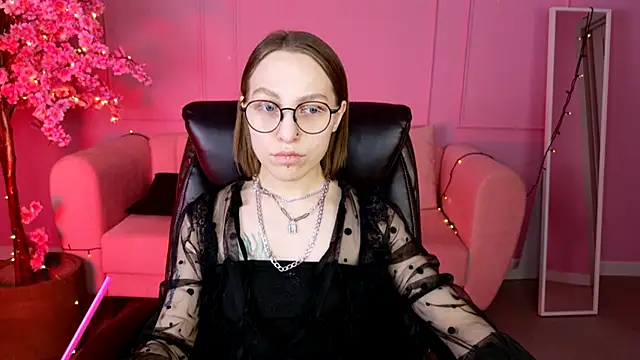 AphexQueen online show from January 2025 09:13:01 AM