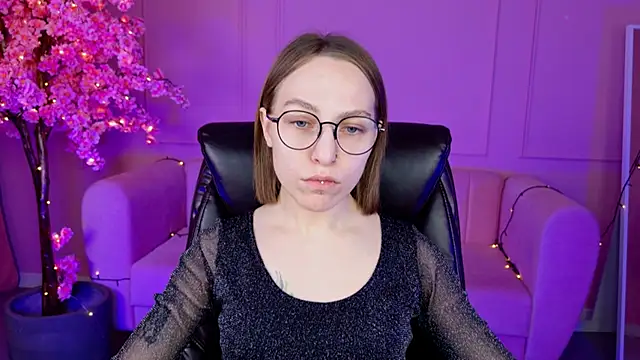 AphexQueen online show from January 2025 01:16:02 PM