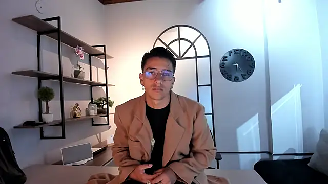 Andy Joy  online show from September 2025 10:31:01 AM