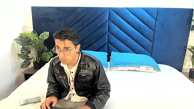 Andy Joy  online show from March 2026 11:43:02 AM