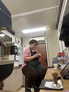 cinnabon  online show from February 2025 03:27:02 PM