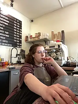Snapshot of cinnabon_ chatting on May 2026 02:45:01 PM cinnabon online show from May 2026 02:45:01 PM