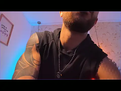 Snapshot of rikkostuff chatting on October 2025 01:21:01 PM rikkostuff online show from October 2025 01:21:01 PM