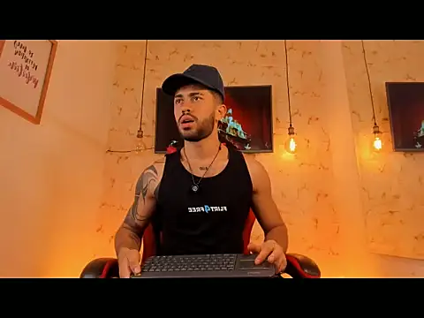 Snapshot of rikkostuff chatting on November 2025 07:13:01 PM rikkostuff online show from November 2025 07:13:01 PM