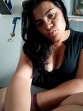 naughty-sharlot online show from March 2025 03:53:01 PM