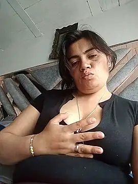 naughty-sharlot online show from September 2025 07:29:01 PM