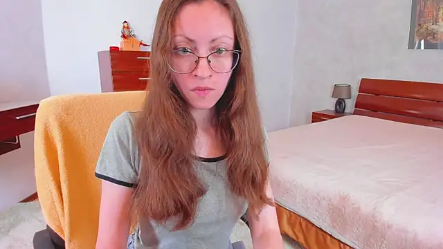 Pantyhose Mila online show from June 2026 08:33:02 PM