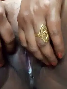 Snapshot of Tameesh_sexy_mistress chatting on January 2025 07:45:01 PM Tameesh sexy mistress online show from January 2025 07:45:01 PM