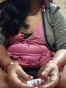 Snapshot of Tameesh_sexy_mistress chatting on January 2025 04:15:01 PM Tameesh sexy mistress online show from January 2025 04:15:01 PM