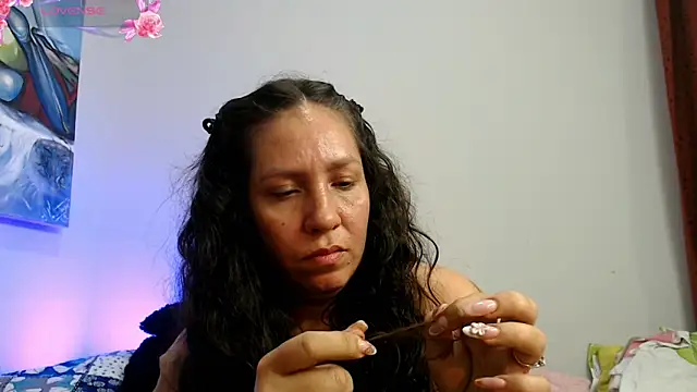 naihroby online show from November 2025 04:34:02 AM