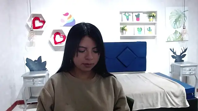 Snapshot of CarolineBrunx chatting on September 2025 05:33:02 AM CarolineBrunx online show from September 2025 05:33:02 AM