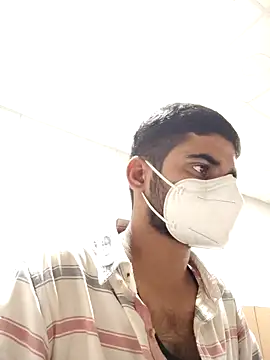 Ishan003 online show from December 2024 02:08:02 PM