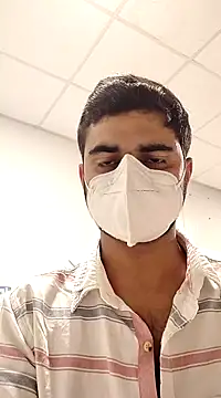 Ishan003 online show from December 2024 01:55:01 PM