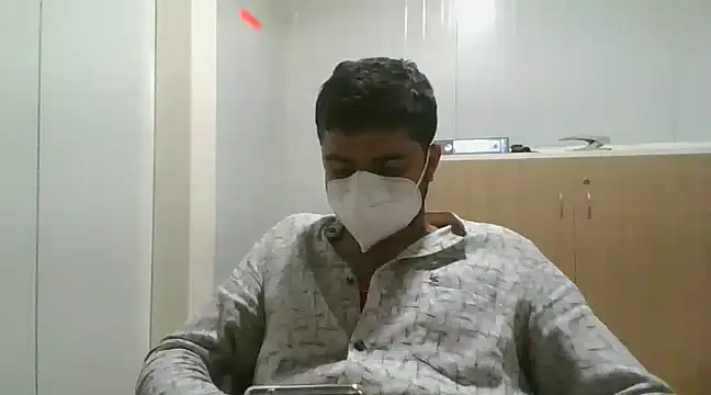 Ishan003 online show from December 2024 04:58:01 PM