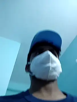 Ishan003 online show from December 2025 02:46:02 PM