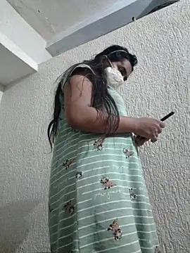 Priya Strip online show from May 2026 01:34:01 AM