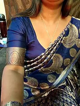 Snapshot of taniya_bhabi2 chatting on January 2025 06:21:01 PM taniya bhabi2 online show from January 2025 06:21:01 PM