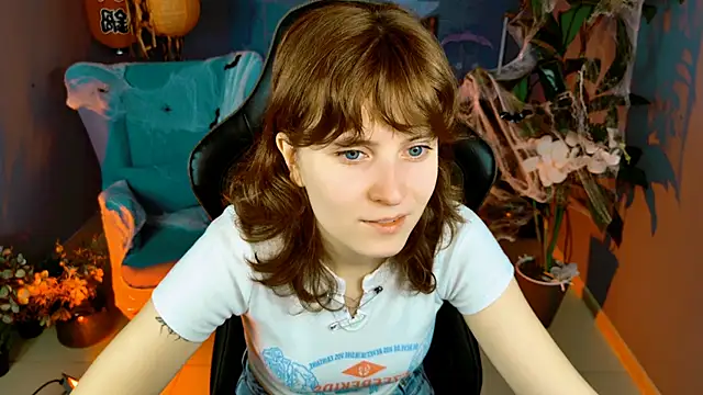 LolaAsmus online show from October 2025 05:30:01 AM