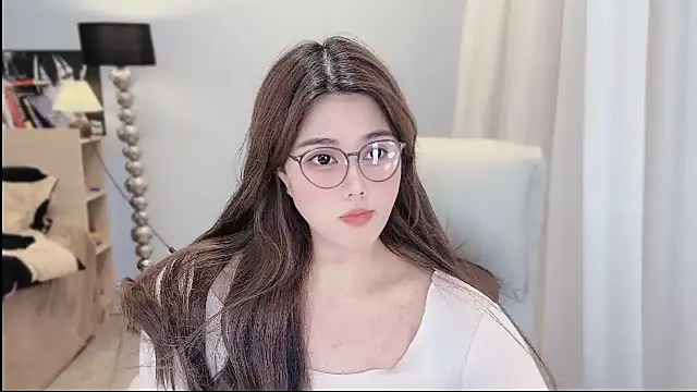Snapshot of Strawberrybabyy1 chatting on December 2024 01:56:01 PM Strawberrybabyy1 online show from December 2024 01:56:01 PM