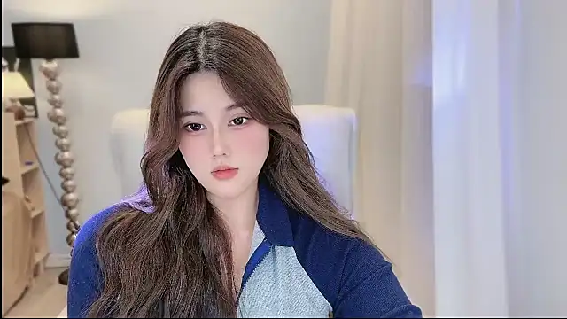 Snapshot of Strawberrybabyy1 chatting on December 2024 08:01:02 PM Strawberrybabyy1 online show from December 2024 08:01:02 PM
