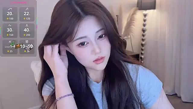 Snapshot of Strawberrybabyy1 chatting on September 2025 02:30:02 PM Strawberrybabyy1 online show from September 2025 02:30:02 PM