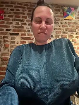 Yanacool007 online show from April 2026 10:14:02 PM