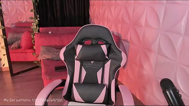 NattGomez online show from April 2026 11:27:02 PM