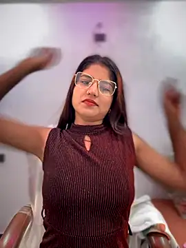 DiyAsingHh online show from November 2025 11:59:02 PM