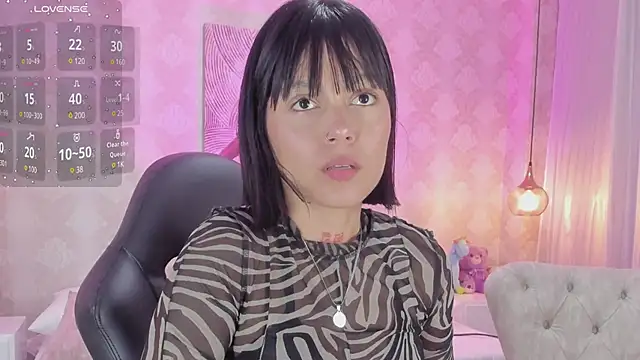 IVY QADESH online show from February 2025 07:05:01 PM