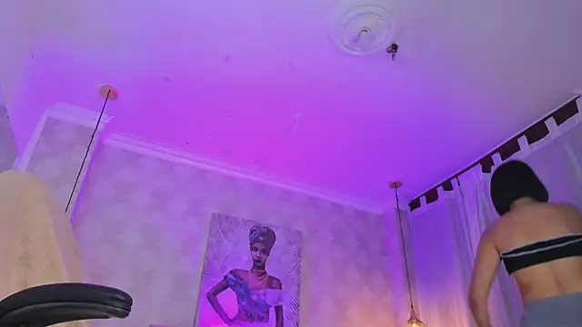 IVY QADESH online show from September 2025 06:18:02 PM