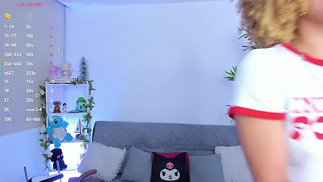natty romanof 18 online show from September 2025 10:15:02 AM
