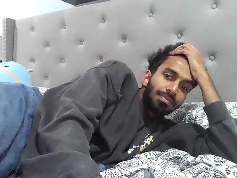 skinny  boy   online show from October 2025 05:46:02 PM