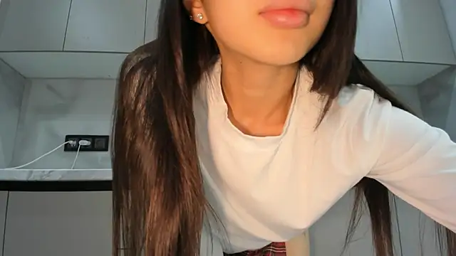 Mia Meow  online show from November 2025 02:22:02 AM