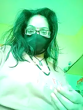 Snapshot of heenage chatting on December 2024 05:05:02 AM heenage online show from December 2024 05:05:02 AM