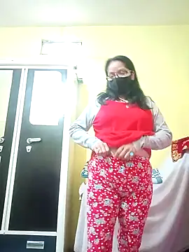 Snapshot of heenage chatting on January 2025 04:06:01 AM heenage online show from January 2025 04:06:01 AM