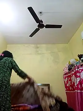 Snapshot of heenage chatting on February 2025 06:40:01 AM heenage online show from February 2025 06:40:01 AM