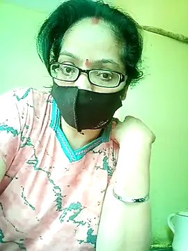 Snapshot of heenage chatting on March 2025 05:12:01 AM heenage online show from March 2025 05:12:01 AM