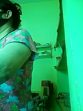 Snapshot of heenage chatting on March 2025 05:08:01 AM heenage online show from March 2025 05:08:01 AM