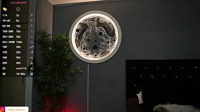 jordan mayers02 online show from February 2026 09:08:02 AM