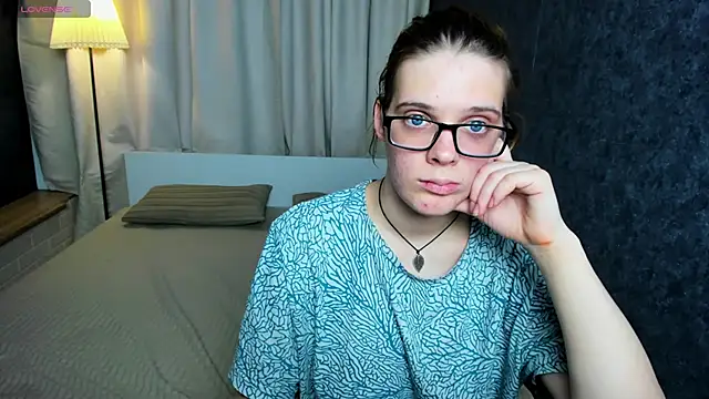 KIKI Krash online show from March 2025 04:28:02 PM