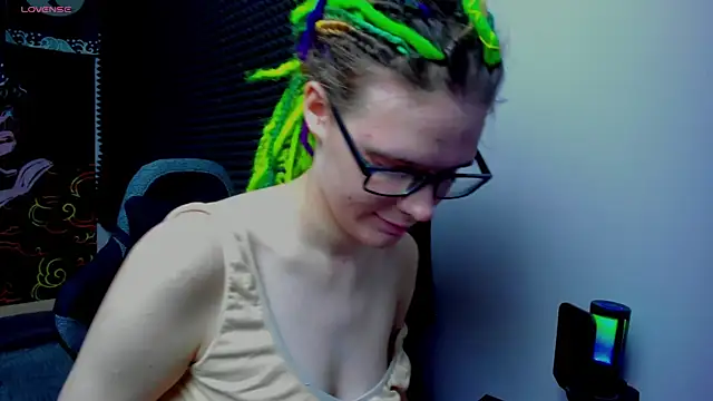 KIKI Krash online show from September 2025 10:04:01 AM